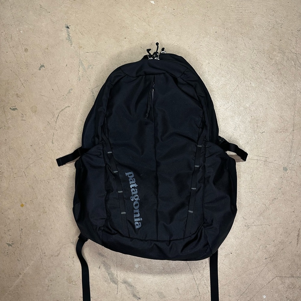 Patagonia Refugio 28L Camping/Hiking Backpack All Black - RN: 51884